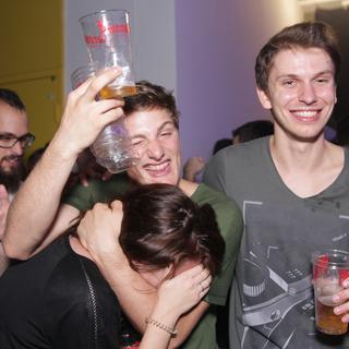 fetzn_fliegen_2015-10-17_02h26min12s.lacki_1.web.jpg